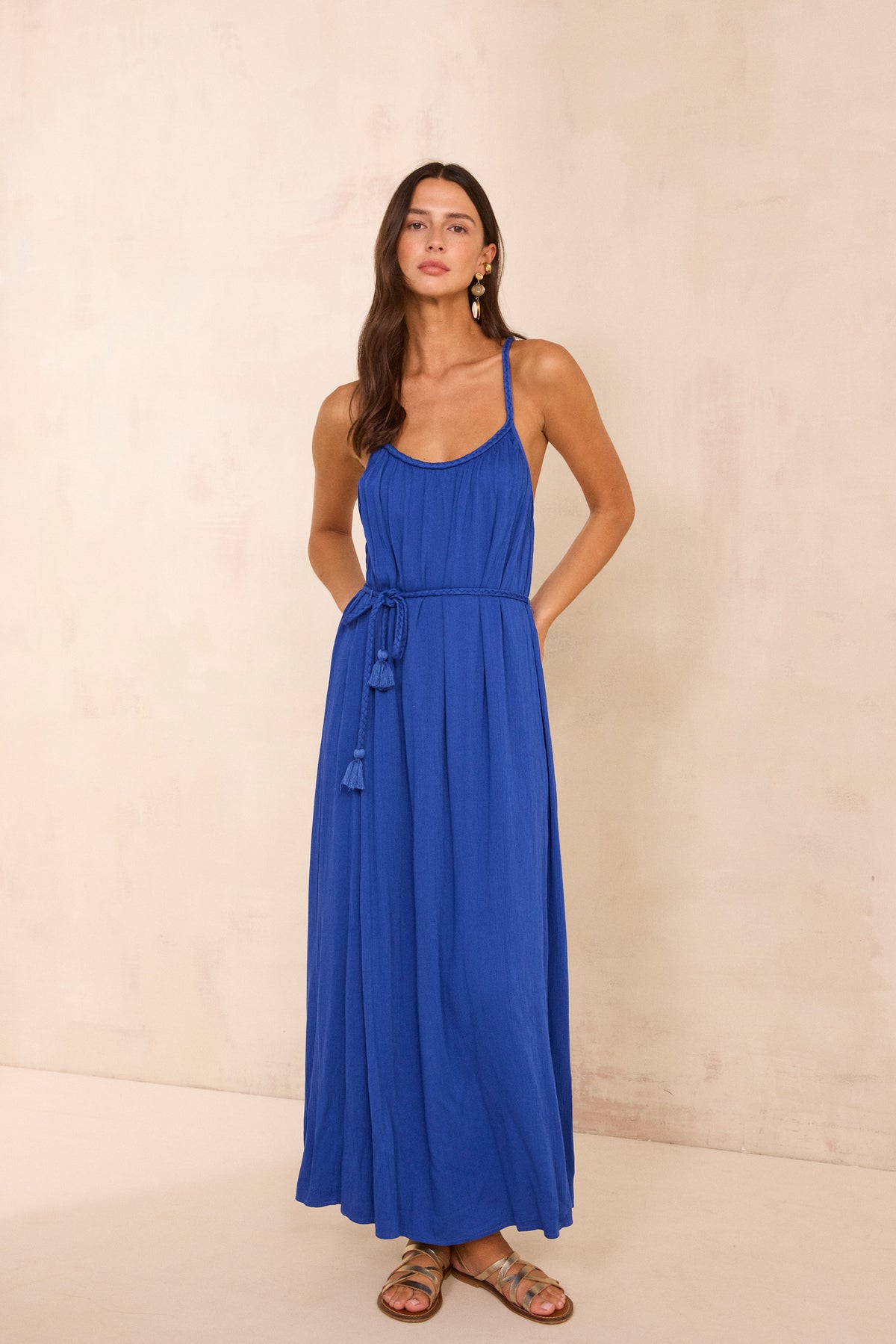 Robe fluide à bretelles PIA