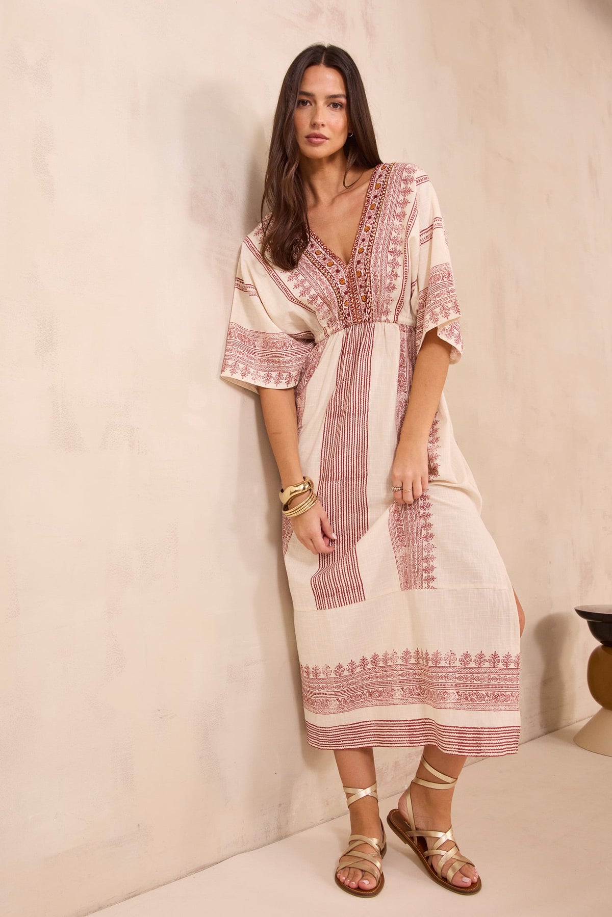 Robe brodée droite en coton MAE